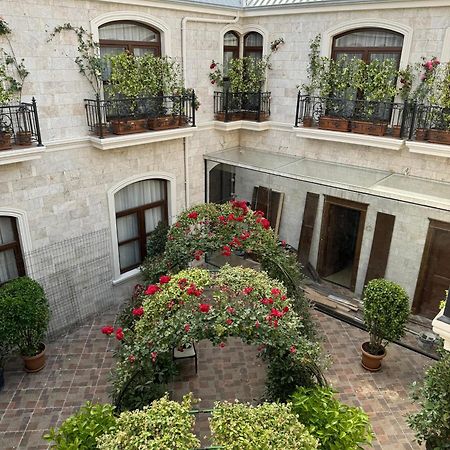 Midway Baku Hotel Exterior photo